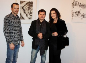 Ο Κ. ΕΥΑΓΓΕΛΑΤΟΣ ΜΕ ΤΗΝ ΕΙΚΑΣΤΙΚΟ ARGY PAPPAS-ΤΣΙΩΤΑ ΚΑΙ ΤΟΝ ΚΑΛΛΙΤΕΧΝΗ ΝΤΑΝΥ ΜΑΡΤΖΟΚΑ.