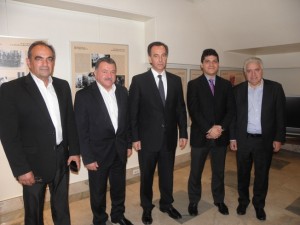 OLYMPUS DIGITAL CAMERA