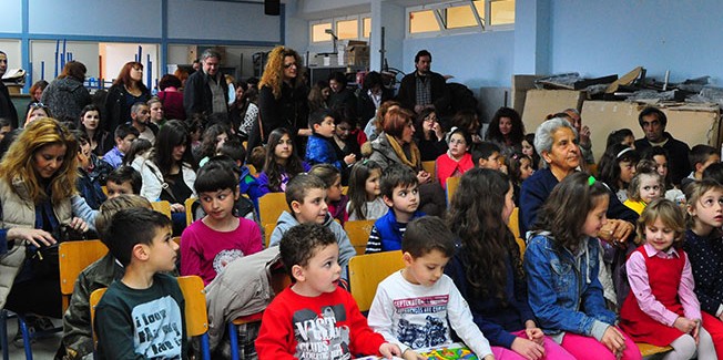 ΑΠΟ ΠΛΗΘΟΣ ΠΑΙΔΙΩΝ ΑΓΚΑΛΙΑΣΤΗΚΕ Η ΠΑΙΔΙΚΗ ΠΑΡΑΣΤΑΣΗ ΤΗΣ Ο.Γ.Ε ” Η ΛΙΧΟΥΔΟΧΩΡΑ” ΣΤΟ ΛΗΞΟΥΡΙ