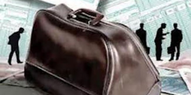 Υπηρετώντας το κεφάλαιο. – «ΤΟ ΠΟΤΑΜΙ»: Τρέχει για …συνεργασίες.