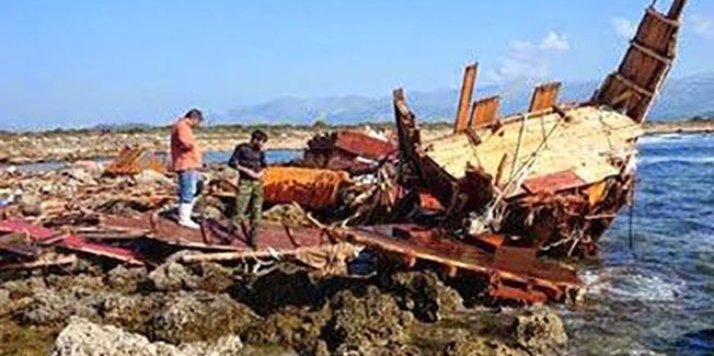 ΟΛΑ ΕΧΟΥΝ ΕΝΑ ΤΕΛΟΣ (Ντροπή για το πλιάτσικο στο ρώσικο πλοίο).