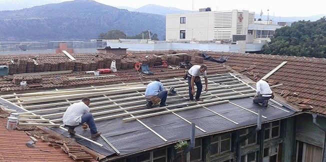 Επιδιόρθωση  της καταστρεμμένης σκεπής στο χώρο της Σχολής ΕΠΑ.Σ  Β. Νοσηλευτών