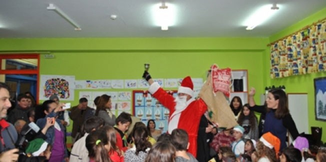 Η Χριστουγεννιάτικη γιορτή του Νηπιαγωγείου Σάμης.