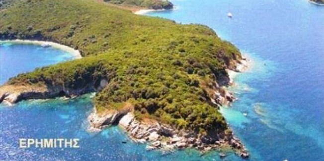 Υπέρ της επένδυσης στην περιοχή του Ερημίτη, στην Βορειανατολική Κέρκυρα.