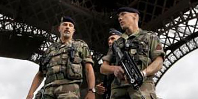 Μια διαφορετική ματιά για τα γεγονότα του Παρισιού.