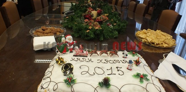 Δοξολογία και κοπή πίτας για το νέο  χρόνο.