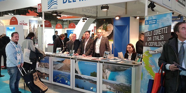 ΜΕΓΑΛΗ ΕΠΙΤΥΧΙΑ ΣΗΜΕΙΩΣΕ Η ΣΥΜΜΕΤΟΧΗ ΤΗΣ ΠΕΡΙΦΕΡΕΙΑΣ ΙΟΝΙΩΝ ΝΗΣΩΝ ΣΤΗΝ ΤΟΥΡΙΣΤΙΚΗ ΕΚΘΕΣΗ ΒΙΤ 2015 ΤΟΥ ΜΙΛΑΝΟΥ