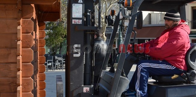 Ετοιμασίες στο φουλ στο Ληξούρι για τον Καρνάβαλο.