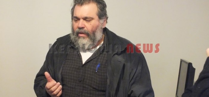 Παράσταση διαμαρτυρίας ενάντια στις κυβερνητικές επιβουλές για τις τοποθετήσεις εκπαιδευτικών.