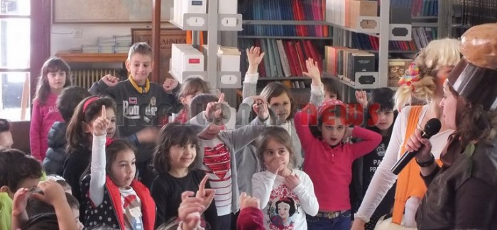 Απάντηση για την παιδική χαρά στα Λουρδάτα