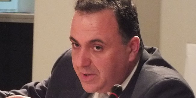 ΜΕ ΤΗΝ ΑΛΗΘΕΙΑ