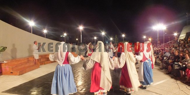 Ο Χορός του Λυκείου Ελληνίδων