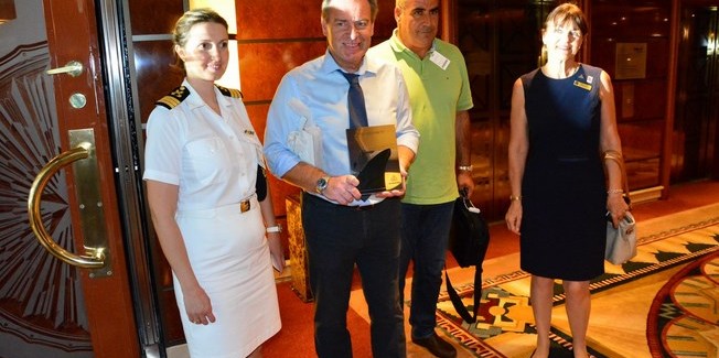 Δυο Κρουαζιερόπλοια σήμερα στο Λιμάνι του Αργοστολιού.