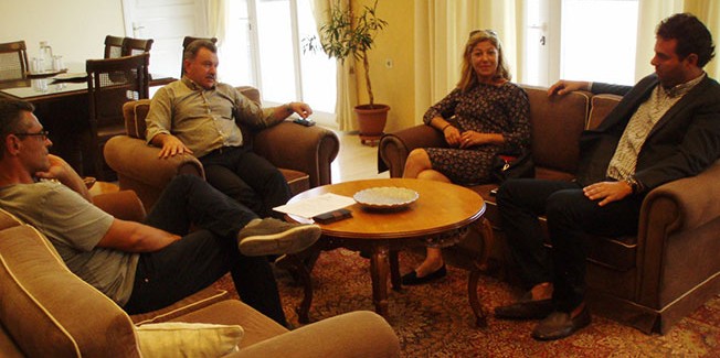 Συνάντηση του Περιφερειάρχη Ι.Ν. Θεόδωρου Γαλιατσάτου με τους αντιδημάρχους των Διαποντίων Νήσων