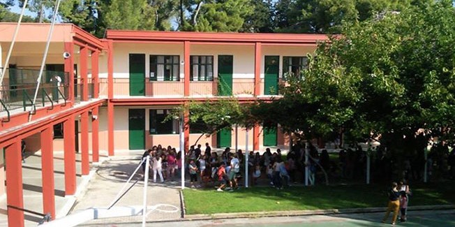 Διονύσης Γαρμπής:  Ευχές για τη νέα σχολική χρονιά