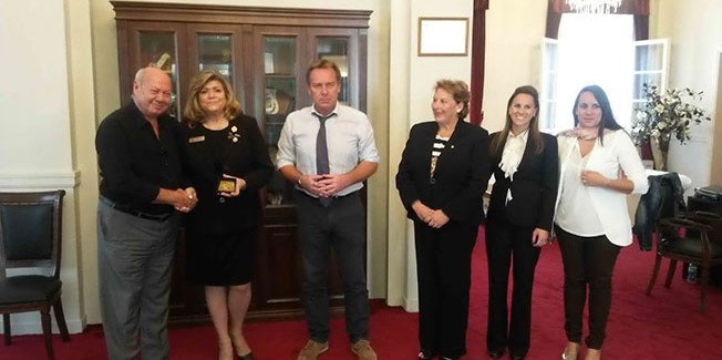 Υποδοχή Επισήμων στο Δημαρχιακό Μέγαρο Κεφαλονιάς