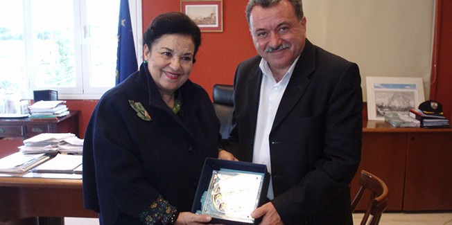 Επίσκεψη της Δ/ντριας της Εθνικής Πινακοθήκης Μαρίνας  Λαμπράκη-Πλάκα στον Περιφερειάρχη Ιονίων Νήσων