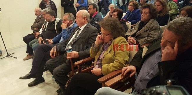 Στην Πύλαρο για το κλείσιμο του Ταχυδρομείου.