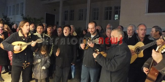 Παραμονή πρωτοχρονιάς στο Λιθόστρωτο.