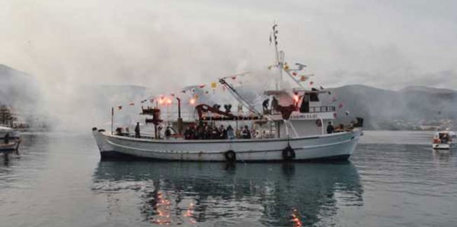 Θεοφάνεια στην Σάμη: Με λαμπρότητα καλό καιρό και πολύ κόσμο!