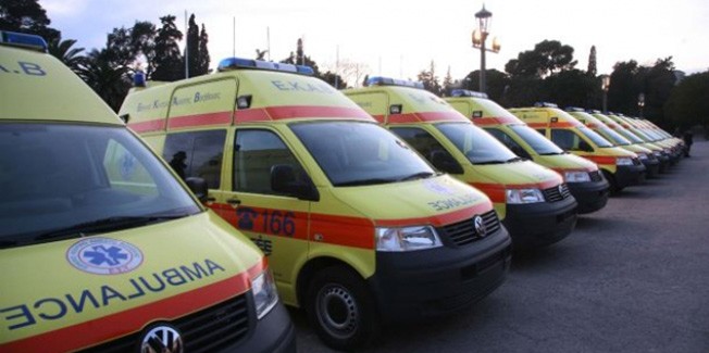 Την προμήθεια 6 ασθενοφόρων για τα  Ιόνια Νησιά υπέγραψε  ο Περιφερειάρχης