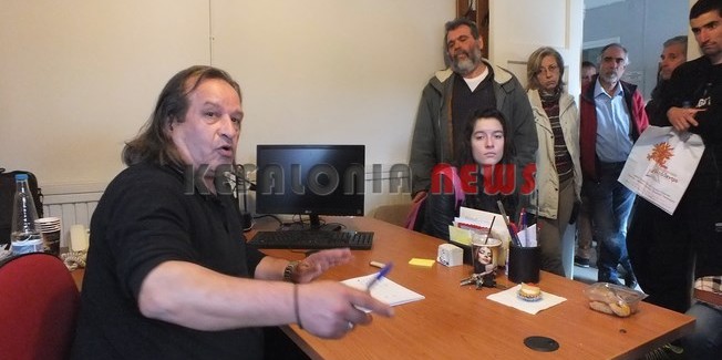 Πρέπει να εντείνουμε τον αγώνα για το  δικαίωμα όλων στη μόρφωση