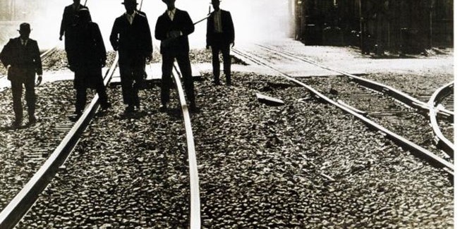 ΠΡΟΒΟΛΗ ΤΑΙΝΙΑΣ ΣΤΟ ΕΚΚΙ