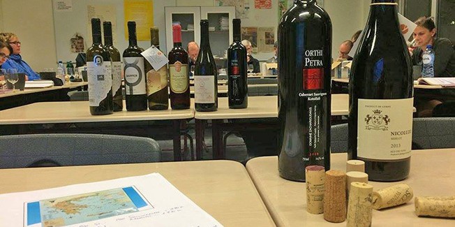 O Κερκυραϊκός ερυθρός οίνος Nicoluzo 2013 διακρίνεται στο Βέλγιο