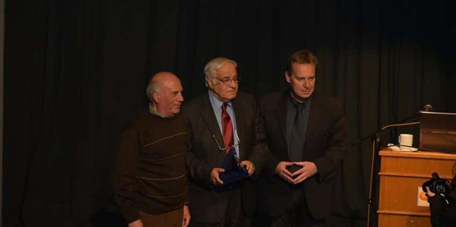 Η Δημοτική Αρχή συγχαίρει  την Ένωση  Ελλήνων Φυσικών