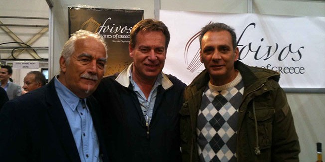 Ο Δήμος Κεφαλονιάς στηρίζει τους  Οινοπαραγωγούς              του Νησιού