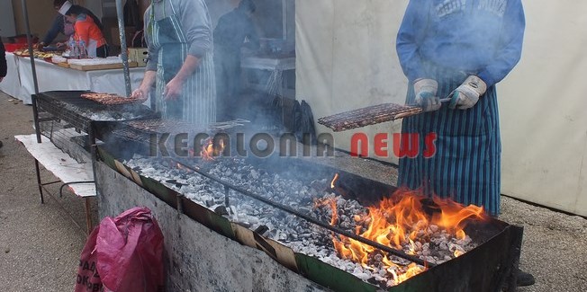 ΚΡΑΝΗ: Τσικνίζουμε στην παραλία σήμερα το πρωί