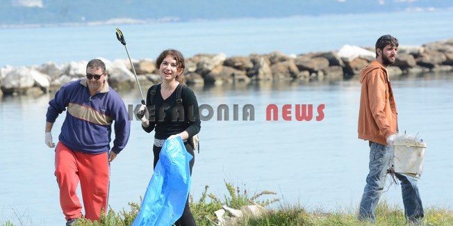 Εθελοντικός (;) καθαρισμός στον Αγιο Σπυρίδωνα Ληξούρι