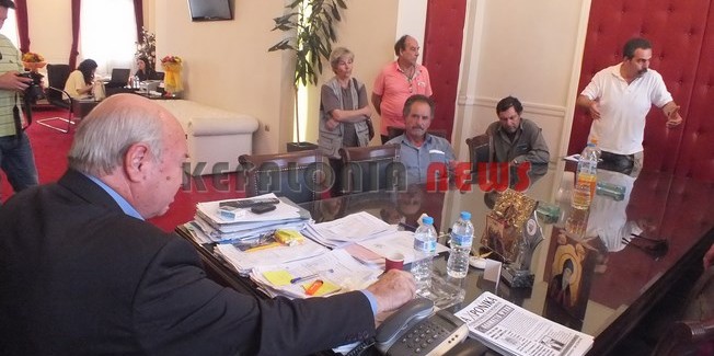 Διαμαρτυρία στο Δήμαρχο του ΕΚΚΙ και   εργαζομένων