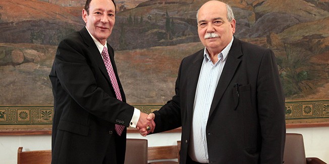 Παραδόθηκε στον Πρόεδρο της Βουλής η Έκθεση της Επιτροπής Εποπτείας και Ελέγχου Παιγνίων