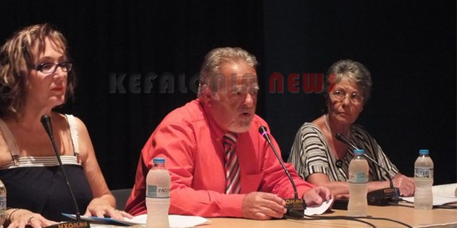 “Θάλασσα, ο μεγάλος μου έρωτας”.