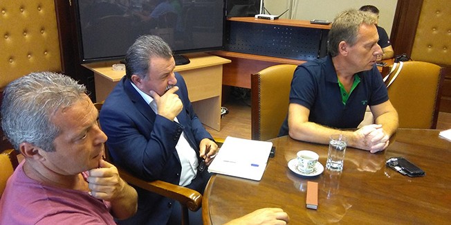 Στενή συνεργασία Περιφέρειας με τους  απόδημους  και δρομολόγηση από κοινού δράσεων