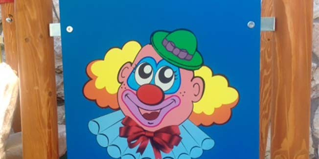 Ξεκίνησε η εγκατάσταση των νέων  παιδικών χαρών