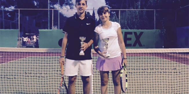 Κύπελλα για τα παιδιά του ΚΟΑ