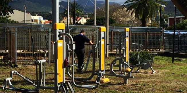 Σε λειτουργία το υπαίθριο γυμναστήριο στον κήπο πάνω από την πλ. Βαλλιάνου