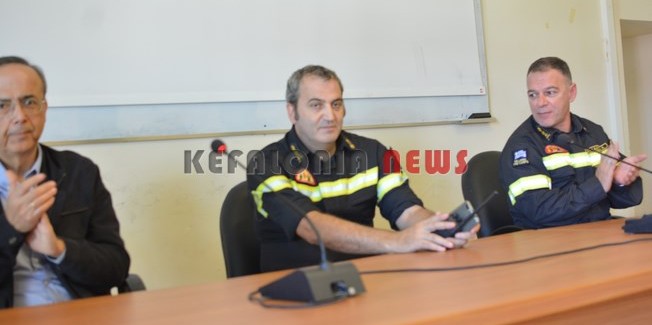 Ο Προϊστάμενος του Πυροσβεστικού Κλιμακίου Ληξουρίου, κ. Αν.Πασχάλης, ευχαριστεί