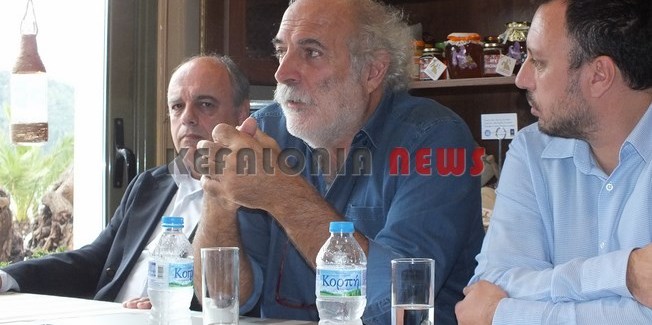 Ελληνικό πρωινό και … “του  πουλιού το γάλα”.