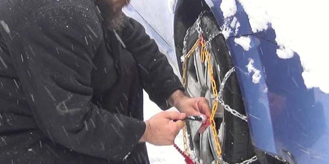 Χρειάζονται αντιολισθητικές αλυσίδες και προσοχή
