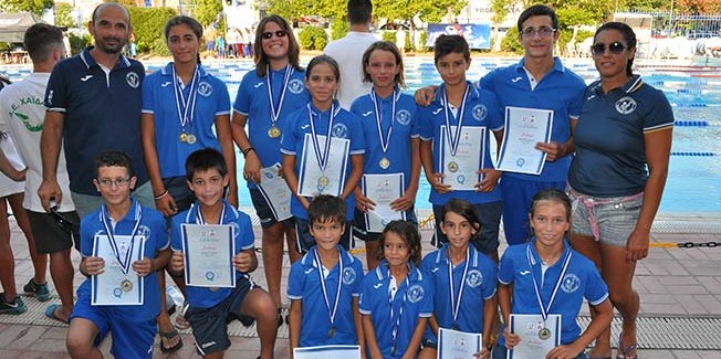 Τα δελφίνια του τμήματος της Τεχνικής Κολύμβησης στον Πειραιά..