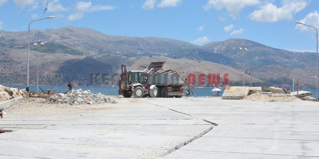 Καθημερινά πραγματοποιούνται οι  ασφαλτικές εργασίες στο Λιμάνι Ληξουρίου