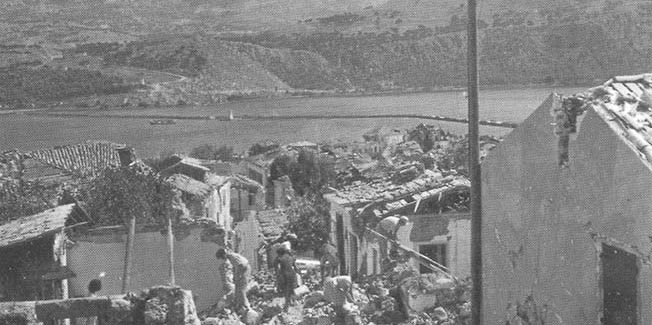 Αύγουστος 1953: Ώρες οδύνης