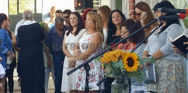 Το πρώτο κουδούνι χτύπησε σήμερα το πρωί στα Σχολεία