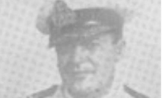 Τιμούμε τον ήρωα , συμπατριώτη μας Γ.  Μπλέσσα , κυβερνήτη του αντιτορπιλικού ” Βασίλισσα Ολγα ” .