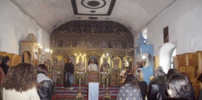 Στη Μονή  Άτρου…