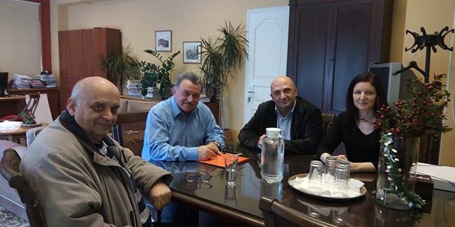 Τη σύμβαση της μελέτης για την αποκατάσταση της  Βίλα Ρόσσα στην Κέρκυρα υπέγραψε ο Περιφερειάρχης