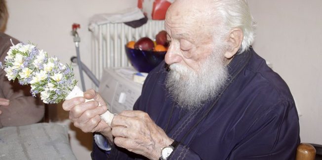 Η αγιαστούρα του παπα-Κωσταντίνου  Κουμάτου